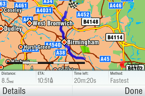 affiché sur la carte (en bleu) avec la distance totale, l heure d arrivée estimée (ETA), le temps restant pour arriver à destination et la méthode de calcul de l itinéraire (Leplusrapide, Économique,