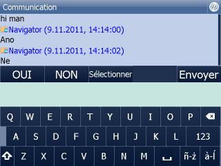 69 11 Navigator 12 Communication Si votre appareil permets de se connecter à Intrenet, vous pouvez envoyer des messages (par.ex.