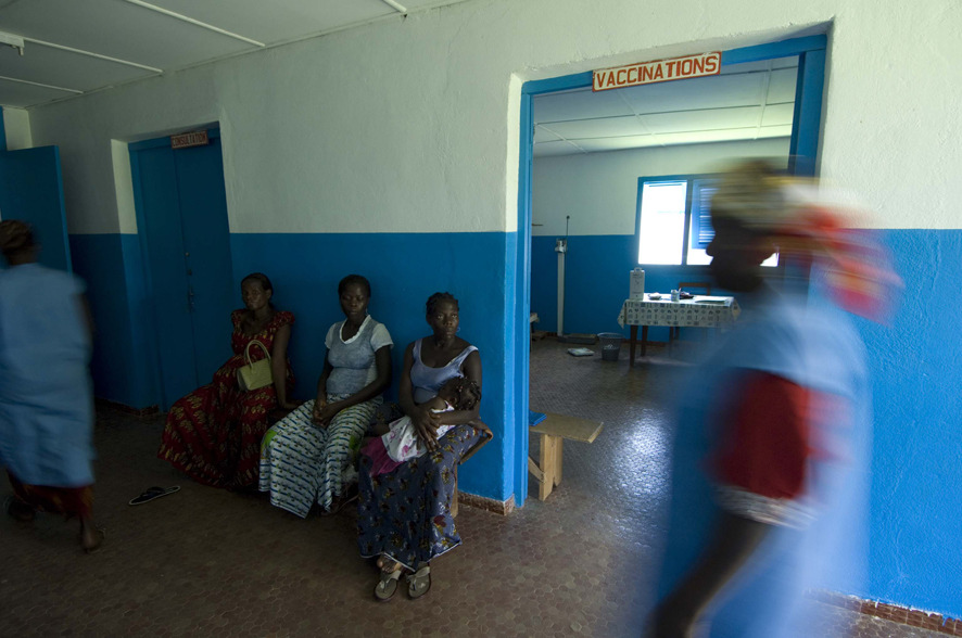 Swiss Centre for International Health Les mutuelles de santé dans les districts de Karongi et de Rutsiro au