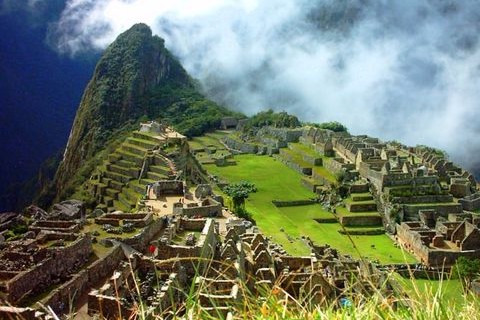 Machu Picchu Incontournable, «clou» d un voyage au Pérou, le Machu Picchu est réellement un site extraordinaire.