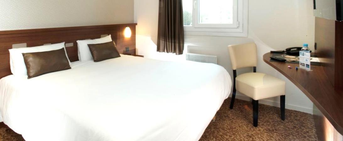 Nos Chambres et petitdéjeuner Le Brit Hotel Tours Sud vous propose 58 chambres, fonctionnelles, très confortables et entiérement rénovées.