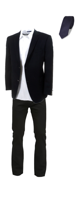 DÉCO/ACCESSOIRES LE RÔLE PRINCIPAL : HOMME DE BUREAU Cravate bleu foncé dans les teintes de la canette Red Bull Chemise blanche basique avec boutons Blazer noir basic Jeans coupe droite noir Cette
