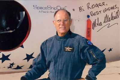 LA REVOLUTION TOURISME AUX DU PORTES SPACESHIPONE DE L ESPACEL 3,6 t Le 21 juin 2004, l avion SpaceShipOne de Burt Rutan piloté par Mike Melville remporte l Ansari X Prize en effectuant le premier