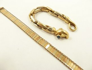 112 Bracelet Estimation : 1 000 / 1 200 Euros Adjugé(e) : 1 260 Euros Bracelet rigide ouvrant en or. 55,8 g.