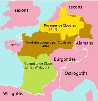 de l autorité romaine à Soisson en 486, (voir la carte ci-dessous) Figure 1 : La Gaule sous Clovis Cette victoire décisive lui permet d étendre son royaume jusqu à la Loire, puis il se convertit à la