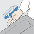 4. Pressez fermement l extrémité noire contre l extérieure de votre cuisse jusqu'à ce que vous entendiez le déclic confirmant le début de l'injection, maintenez le en position.
