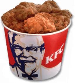 Produit la spécialité de KFC est le poulet frit servi sous des formes diverses. Le Produit principale KFC est le poulet frite fait avec la recette originale.