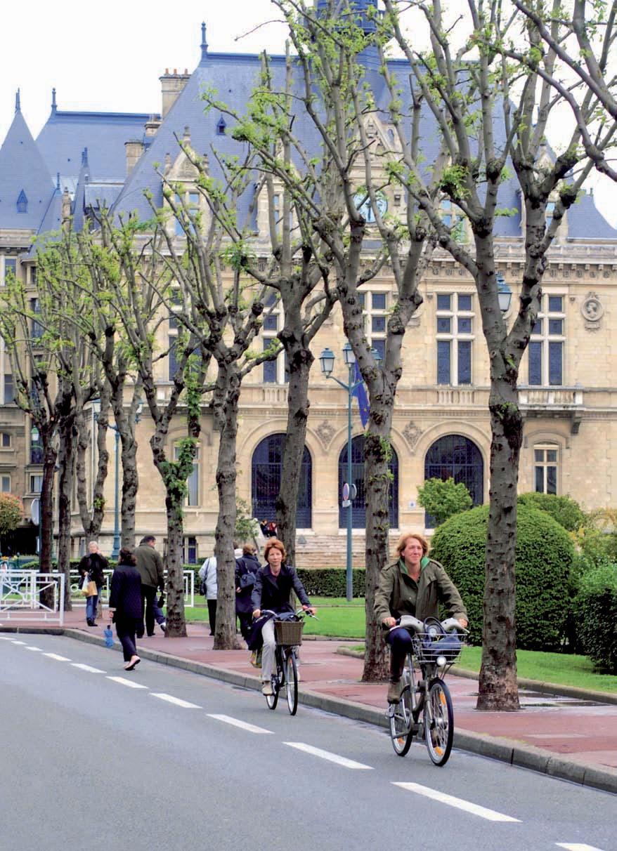 Guide du cycliste à Vincennes Vincennes à vélo Président : Hervé Fagard 110 A, rue de Montreuil 94300 Vincennes