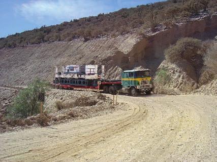 Bolivie : à peine arrivée sur semi-remorque, la SP 850 Un transport en toute simplicité se met