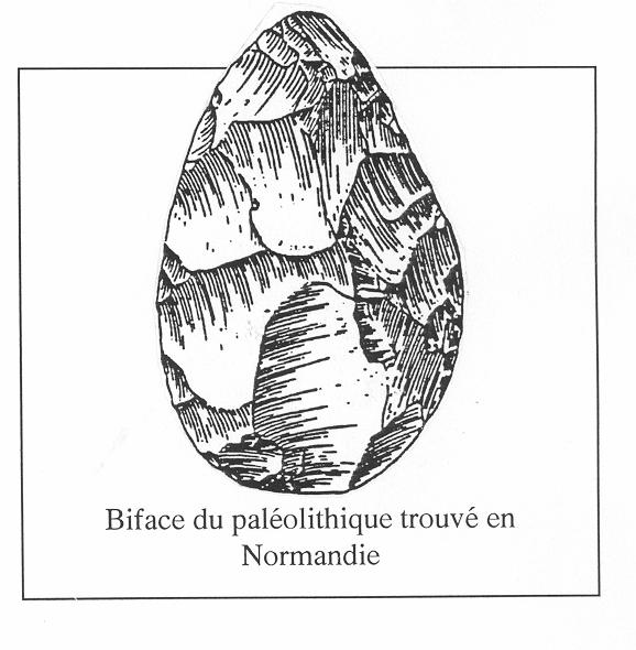 ETAPE n 1 : PRESENTATION DU SITE Les premières traces de la présence d hommes sur ce site datent du Paléolithique, la période la plus ancienne de la Préhistoire.