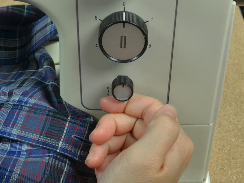 La fonction de marche/point arrière varie largement d une machine à l autre. Elle peut ainsi s activer via un bouton, un levier ou une molette.