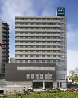 HOTEL AC PORTO 55,00 Double 60,00 L Hôtel AC Porto est un établissement nouveau classé 4 étoiles juste à côté du stade Dragão de Porto.