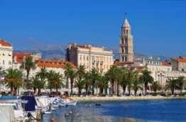 JOUR 5 Trogir - Split - Dubrovnik (286 km) Visite guidée de Trogir.