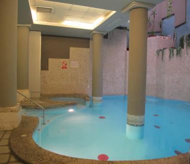 Un sauna et un spa sont également disponibles pour les clients de l'hôtel pour profiter au mieux de leur séjour.