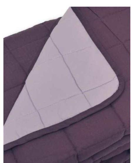 10502040101 Confort ferme Enveloppe Percale Polycoton blanche Garnissage 100% navettes de polyuréthane (25 kg/m³) Conforme NF EN ISO 12952 1 et 2 Lavable à 95 Dimensions : 40x60 cm, 45x70 cm; 60x60