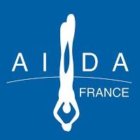 Parallèlement à notre Fédération, l'association AIDA organise ses championnats du monde depuis 1996 Un rapprochement entre l'aida (Association Internationale pour le Développement de l'apnée) et la