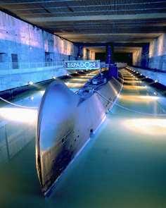 2 - Le sous-marin Espadon : un demi-siècle d épopée sous-marine Le sous-marin Espadon A bord du sous-marin Construit au Havre, le sous-marin Espadon a été lancé il y a plus d un demi-siècle.
