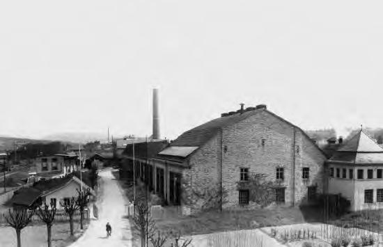 Usine textile de Brombach, impression et apprêt; aujourd hui Lauffenmühle Autres usines et brasseries de Lörrach Bien avant 1880 de nombreuses usines sont créées à Lörrach, en grande partie par des