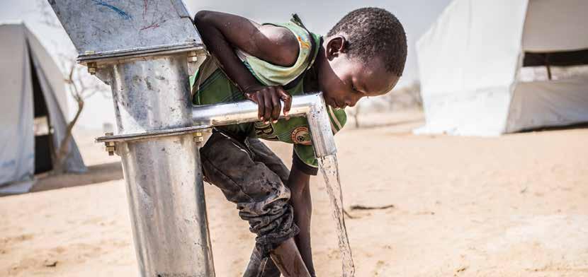 LE SAVAIS-TU? 20 litres d eau par jour : c est la quantité d eau minimum dont chaque personne a besoin pour vivre dans des conditions saines.