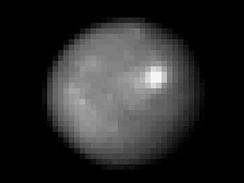 La ceinture d astéroïdes : Cérès : C est l objet le plus gros de la ceinture d astéroïdes et depuis peu c est une planète naine. Diamètre: 974Km Période de révolution: 4,6 années terrestres.