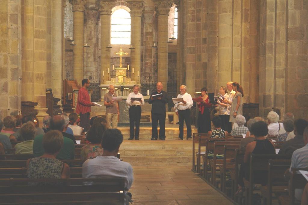 », du 8 au 16 juillt 2014, mné par trois spécialists confirmés, l chf d chœur d Blois, Gorgs ABDALLAH, d origin libanais, la chantus parisinn Sarah