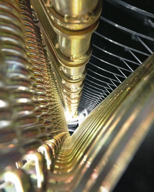 Rotor de coupe largement dimensionné en acier au bore double trempage Quatre rangées de dents en spirale pour un ramassage optimal du