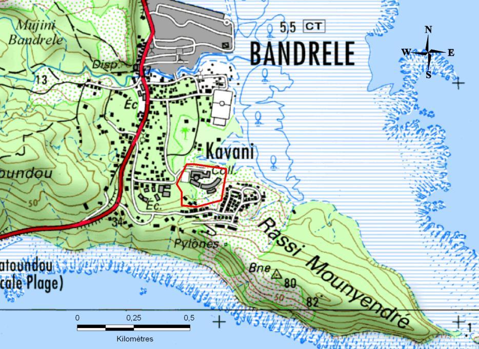 Date de la visite : 03/02/2012 Visite de terrain Site : Collège de Bandrélé Commune : Bandrélé Participant(s) : D. Tardy (BRGM), A.