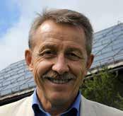 Gallus Cadonau Geschäftsführer Solar Agentur Schweiz/Directeur Agence Solaire Suisse, Zürich/Waltensburg/GR Powerfassaden versorgen CO 2 -freie Elektromobilität Zum 27.