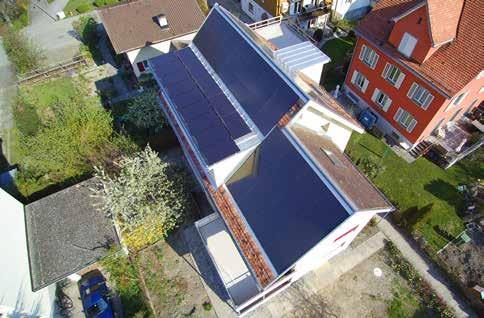 Kategorie B PlusEnergieBauten PlusEnergieBau -Diplom 2017 Das 1933 erstellte Mehrfamilienhaus (MFH) Hächler in Chur/GR wurde 2016 saniert.