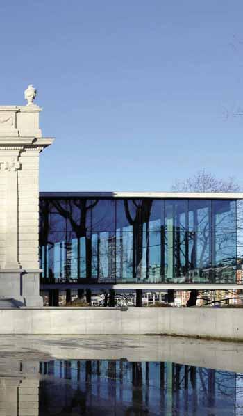 outre ceux que nous venons de citer, ajoutons la rénovation de l Opéra royal de Wallonie, celle du Musée Curtius, celle des cinémas Sauvenière, l inauguration de la Cité Miroir (dans les anciens