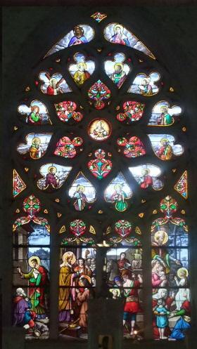 Les vitraux signés Latteux Bazin En France - En Bourgogne - Dans l Yonne Aillant-sur-Tholon Église paroissiale Saint-Martin ensemble de 40 verrières, dont 10 figurées (scènes de l'ancien Testament,