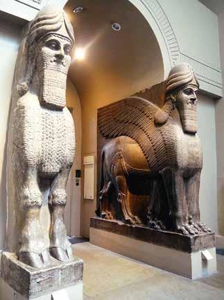 Fig. 7. Statue colossale d un lion ailé, nord-ouest du palais d Assurbanipal II (883-859 av. J.-C.), Nimrud (actuel Irak), Londres, British Museum.