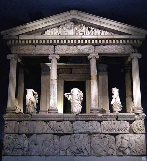 Fig. 5. Monument des Néréides, dits «Xanthian Marbles», Xanthos, Lycie (Turquie), 390 av. J.-C., Londres, British Museum. Odile Boubakeur. pas d éclairage artificiel au British Museum 24.