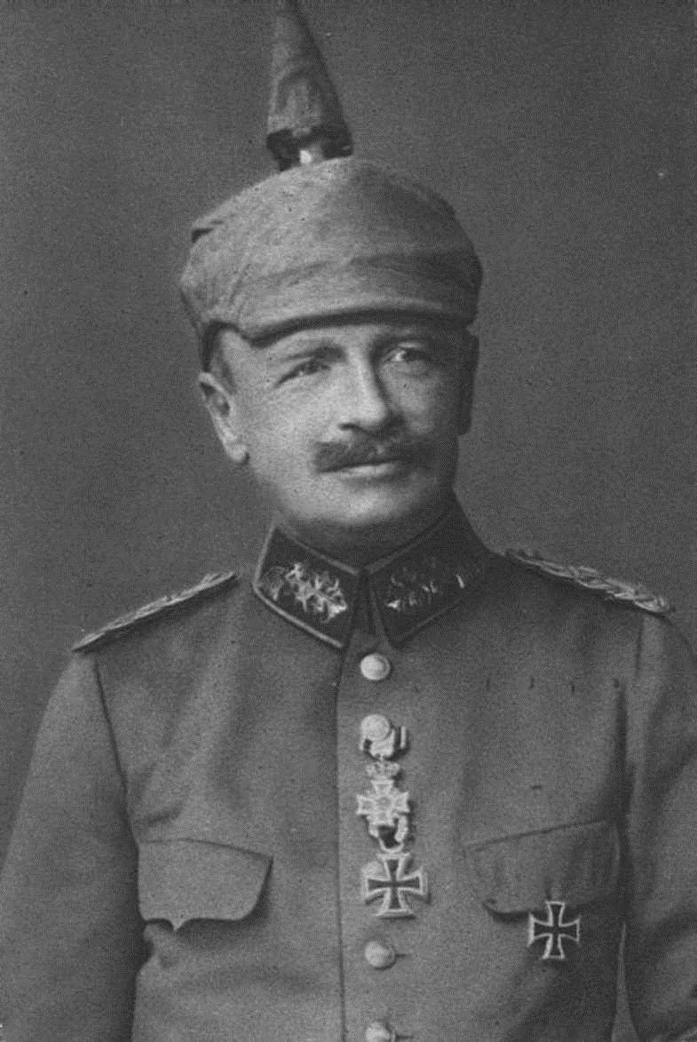 9 Frédéric Auguste III, Roi de Saxe (1904-1918) Que servaient Edgar Augustin,
