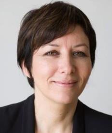 Nathalie Rapoport-Hubschman est docteur en médecine, psychothérapeute, titulaire d'un DESS de psychologie médicale de l'université de Tel Aviv et d'une maitrise de psychologie clinique et cognitive