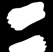 auteurs. Marques en bois utilisées autrefois pour identifier les pains des familles Clot (à gauche) et Rousset (à droite) lors de la fabrication du pô buli à Villar d Arène. Coll. Clot et Rousset.