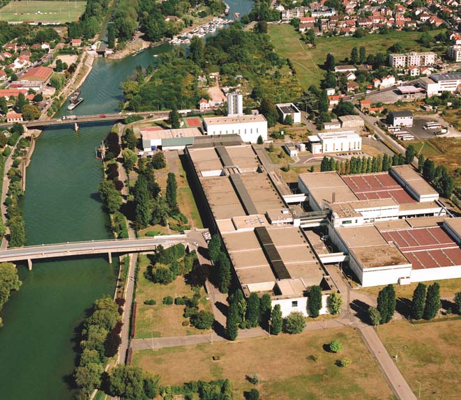 Usine d eau de Neuilly-sur-Marne / Noisy-le-Grand 6-7 Présentation L usine de Neuilly-sur-Marne/Noisy-le-Grand est l une des grandes installations de production d eau potable alimentant la région