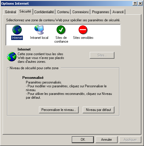1. Sur l ordinateur client distant, ouvrez le navigateur Internet Explorer et sélectionnez Outils > Options Internet > Sécurité. Figure 1 Fenêtre Options Internet 2.