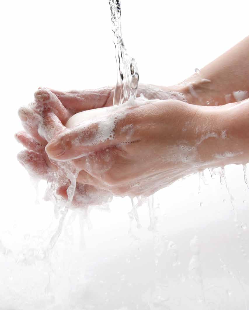 Lorsqu il n y a pas d eau courante et que l utilisation d un désinfectant pour les mains n est pas possible, on peut se laver les mains en utilisant deux contenants ouverts distincts (p. ex.