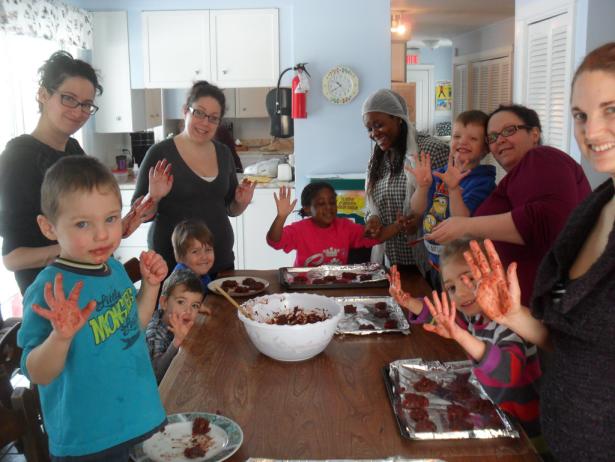 Ateliers culinaires parents/enfants 3-5 ans Offerts en collaboration avec le Comité Santé D Autray et animées par Julie Gingras, une ressource externe, des ateliers culinaires ont été offerts aux