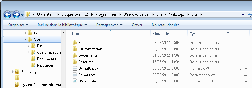 Si l on observe le répertoire à l aide de l Explorateur Windows, on observe le seul répertoire Documents : Le fichier FichierTest.