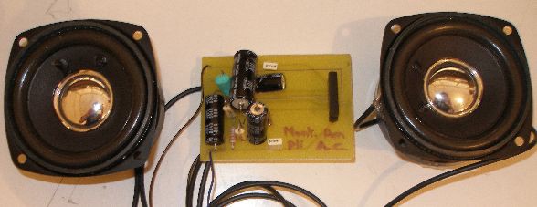 VI.Système audio Le système d émission audio est constitué d un amplificateur stéréo, de deux enceintes et d un potentiomètre permettant de régler le volume.