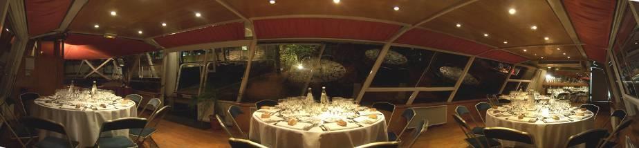 «Le Rive-Gauche» La magiie des rrécepttiions au ffiill de ll eau!! Le RIVE-GAUCHE est un bateau panoramique idéal pour vos réceptions.