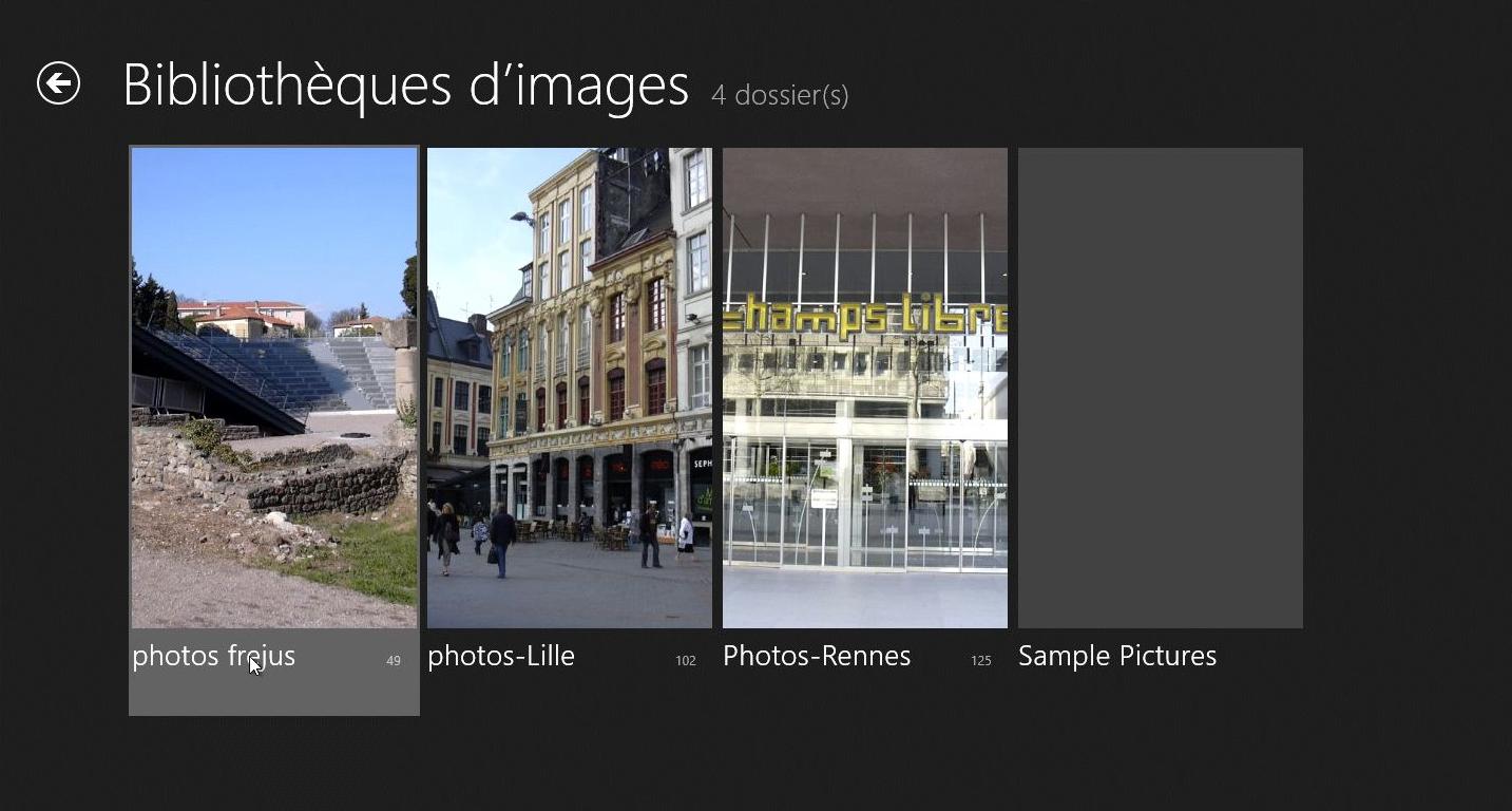 L application Photos permet d afficher des photos de vos bibliothèques d images, depuis Facebook, depuis votre