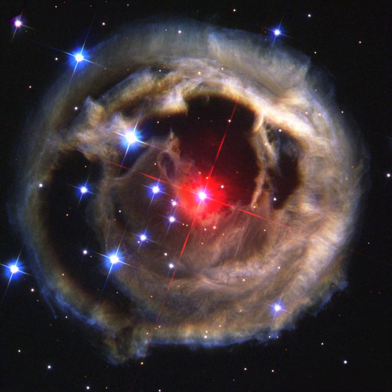 Étoile V838 Monocerotis