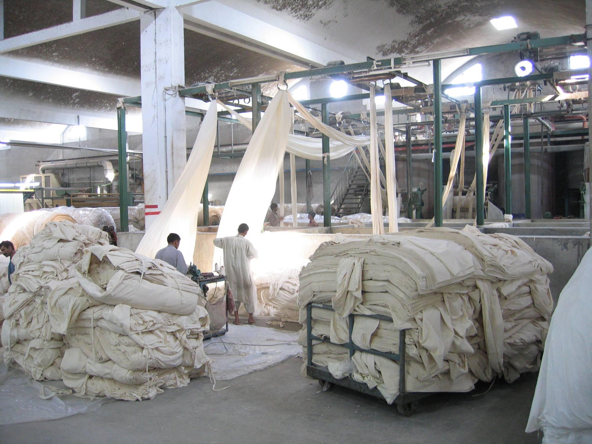 Energie fiable pour l industrie du textile au Pakistan 7 moteurs à gaz GE Jenbacher fournissent une source d électricité fiable, indépendante et abordable et aide ainsi les entreprises de textile au