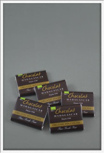 MAD-T85 Chocolat noir biologique 85% Organic dark chocolate 85% MAD-T100 Chocolat noir biologique 100% Organic