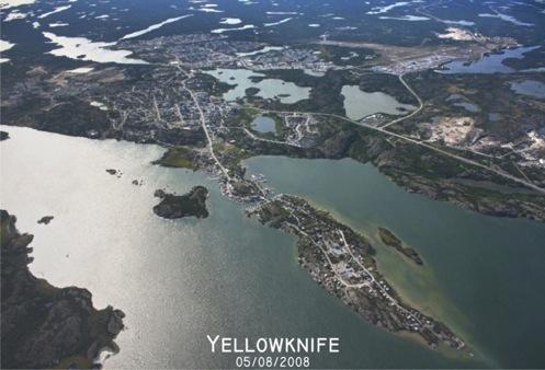 Aperçu du Projet pilote de compostage centralisé à Yellowknife (PPCC) Ville de Yellowknife (YK) Capitale des Territoires du