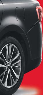(4) 189 Nouvelle Avensis Touring Sports Design entièrement repensé Toyota Touch 2 with Go De série (3) ÉQUIPEMENTS PRINCIPAUX DE LA VERSION DYNAMIC Jantes en alliage 17 Phares et essuie-glaces