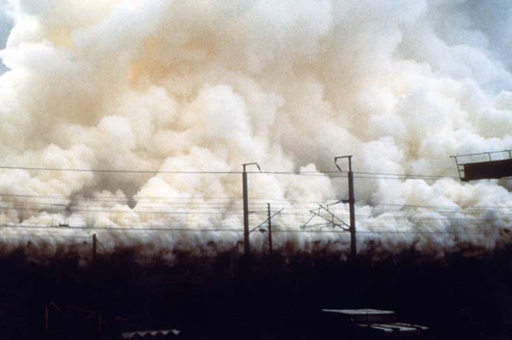 x 29 octobre 1987. L incendie d un dépôt d engrais à la limite de Nantes et Saint-Herblain provoque un nuage potentiellement toxique qui menace 85000 personnes sur huit communes.